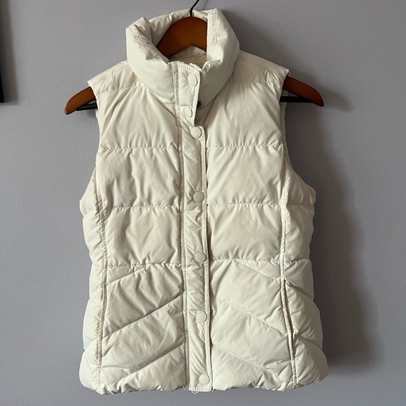 J. Crew Jackets & Blazers - NWOT J. Crew Puffer Vest